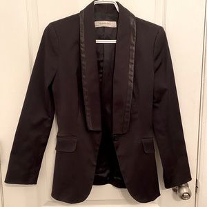 Zara Fitted Black Blazer